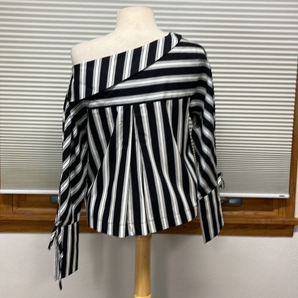 Topshop Black and White One Shoulder Popover Long Bow Tie Sleeve Top - Picture 9 of 13
